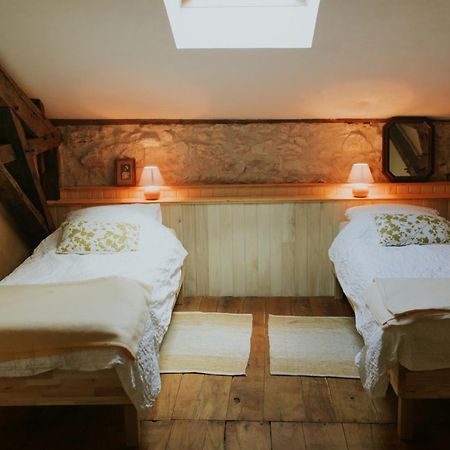 Chateau Barayre - Beautiful 12Th Century Castle With Pool And Large Garden Laussou Zewnętrze zdjęcie